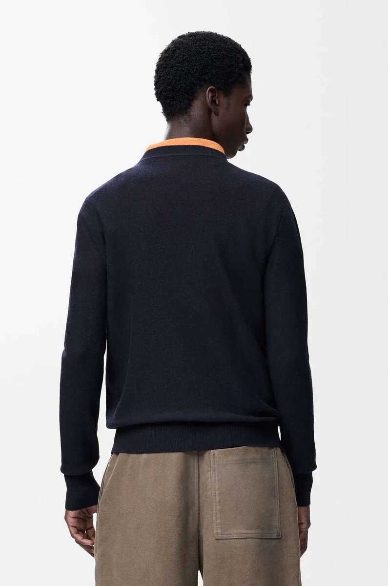 sweater in wool dark navy blue