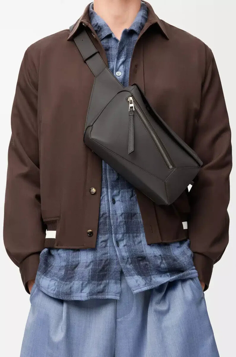 small puzzle edge bumbag in classic calfskin dark grey