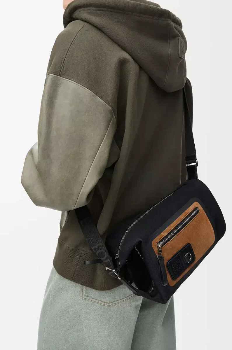small flex loop bucket in canvas and suede blackdark gold