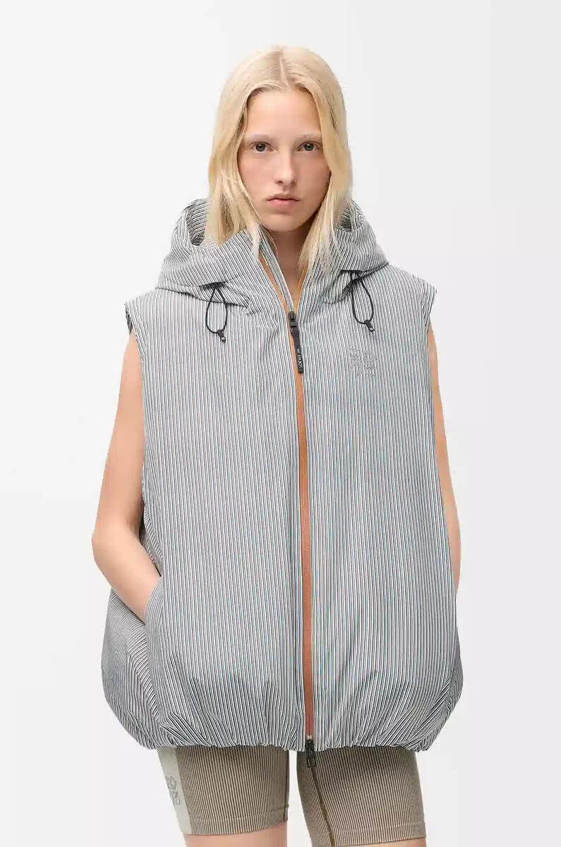 puffer vest in technical shell beigeblue