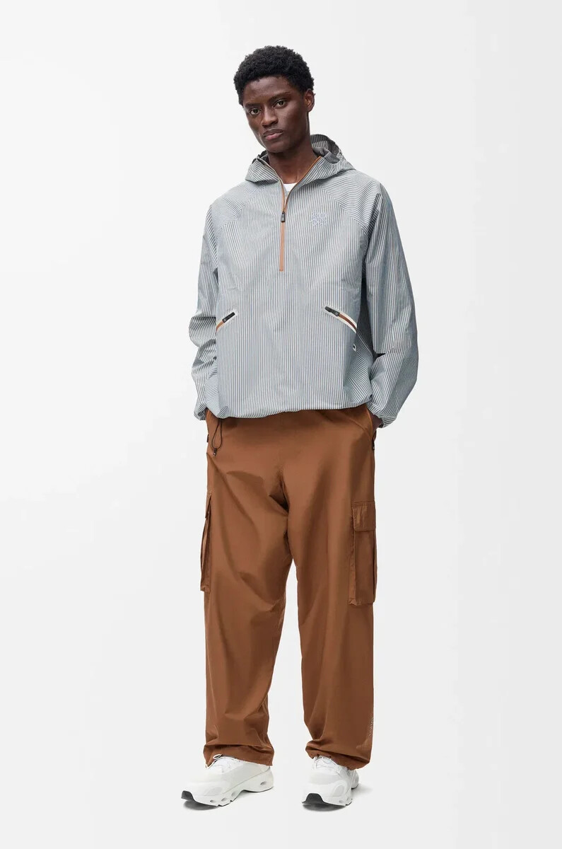 storm anorak in technical shell beigeblue