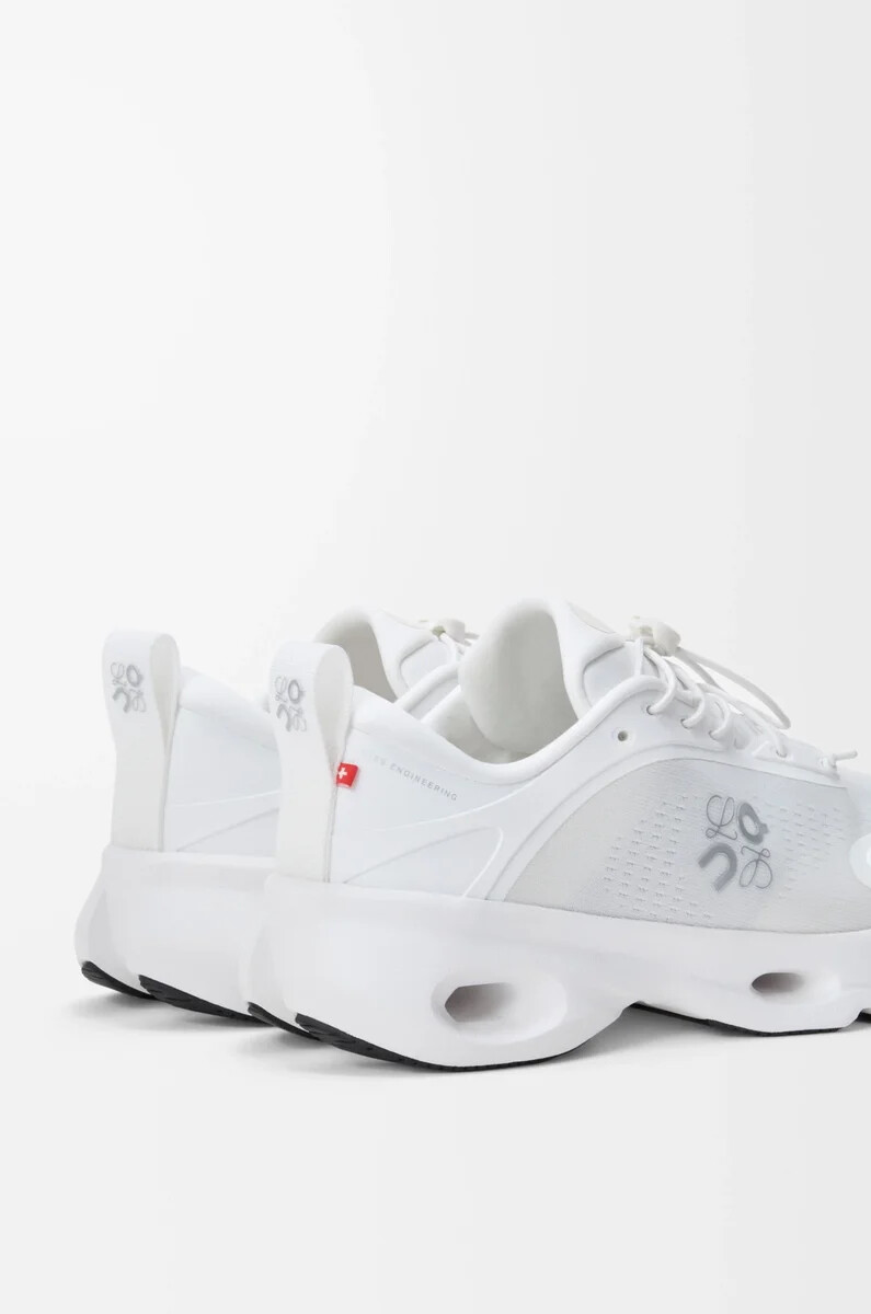 cloudsolo sneaker whitelight grey