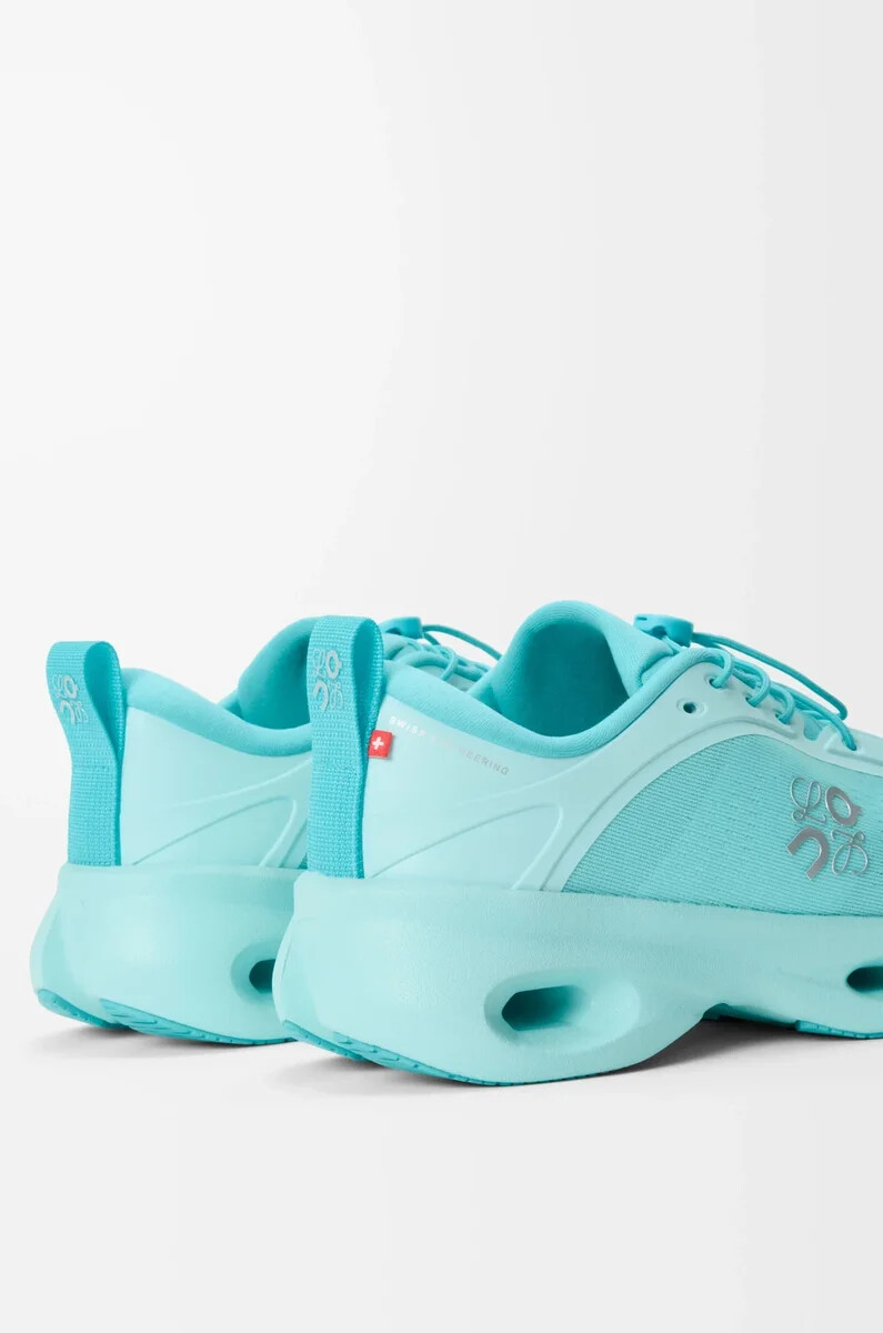 cloudsolo sneaker turquoise