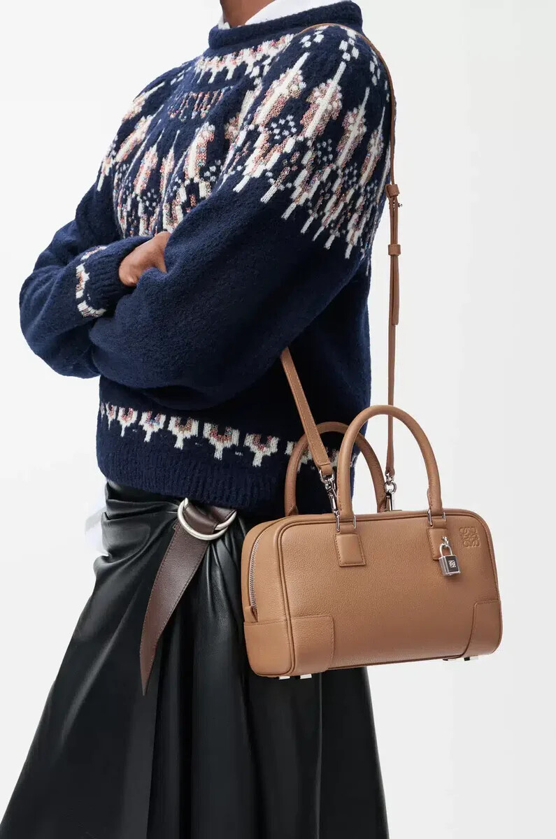 amazona 23 bag in soft grained calfskin mocha