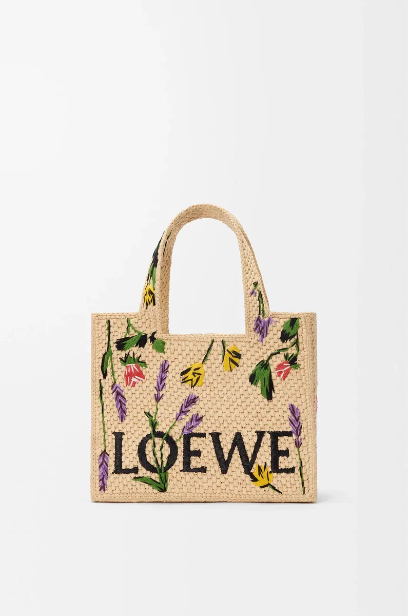 small loewe font tote in raffia natural