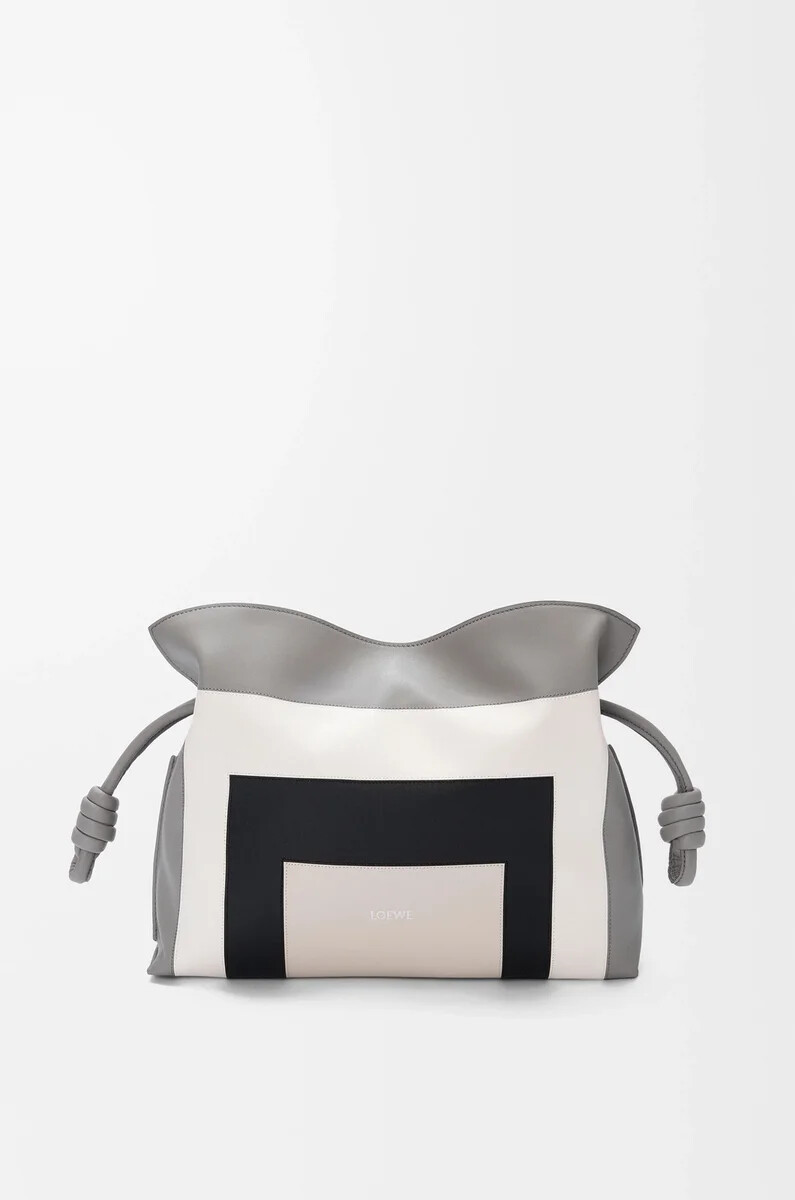 medium flamenco clutch in nappa calfskin greylight ghost