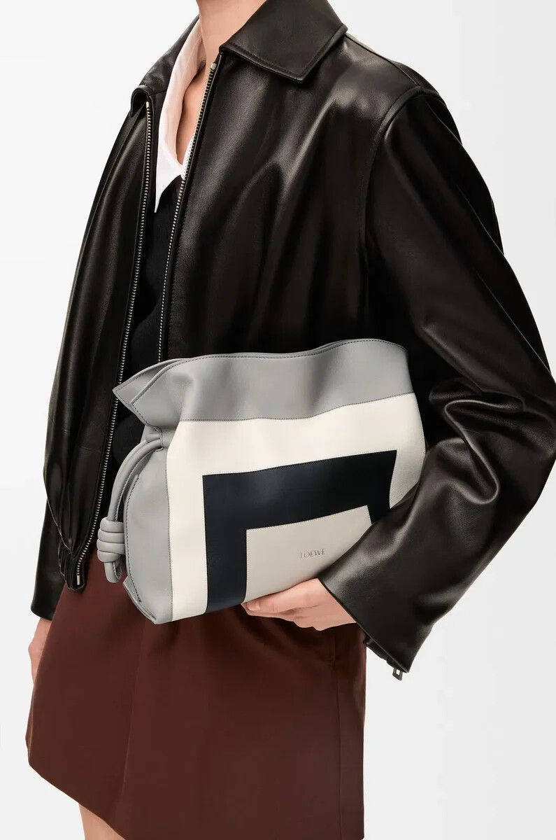 medium flamenco clutch in nappa calfskin greylight ghost