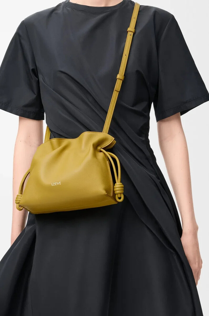 mini flamenco clutch in nappa calfskin ginger