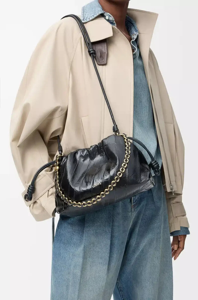 medium flamenco purse in eel black