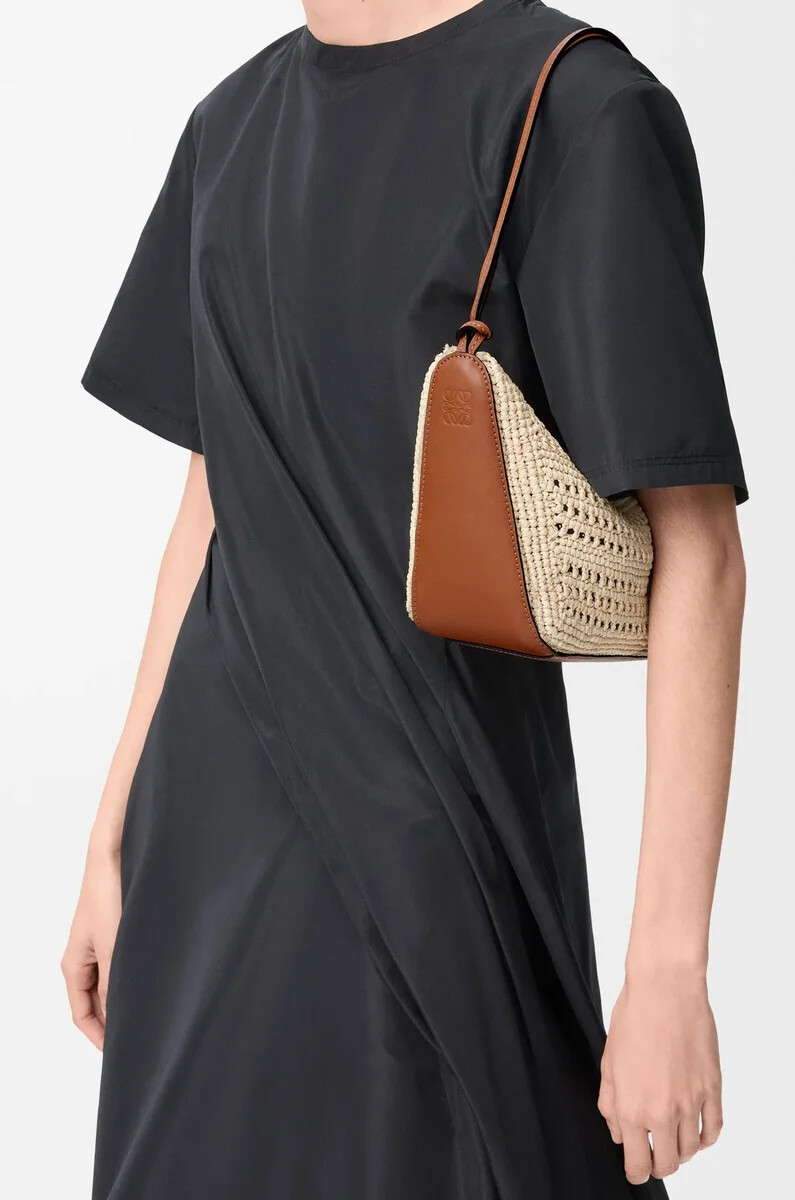 mini hammock hobo in raffia and calfskin tannatural