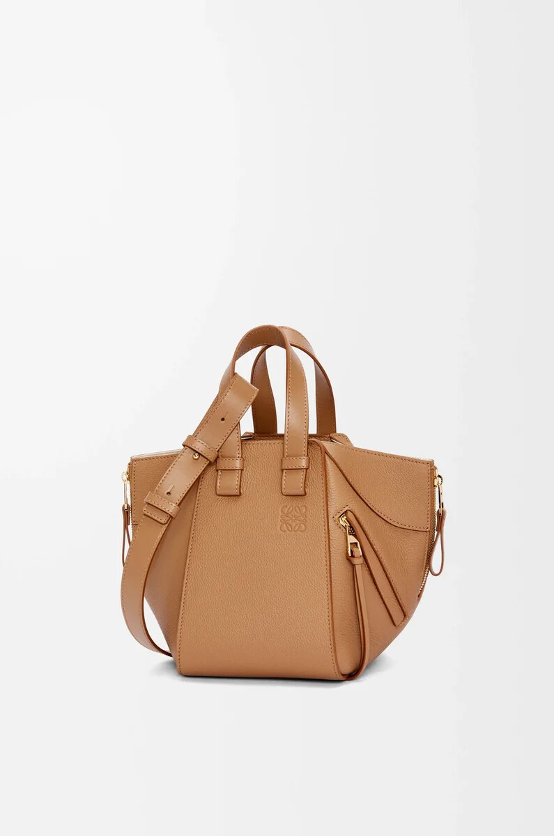 compact hammock bag in soft grained calfskin toffee
