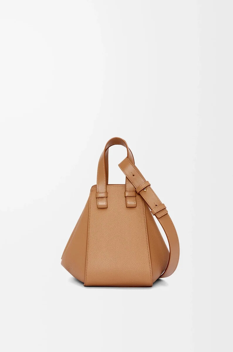 compact hammock bag in soft grained calfskin toffee