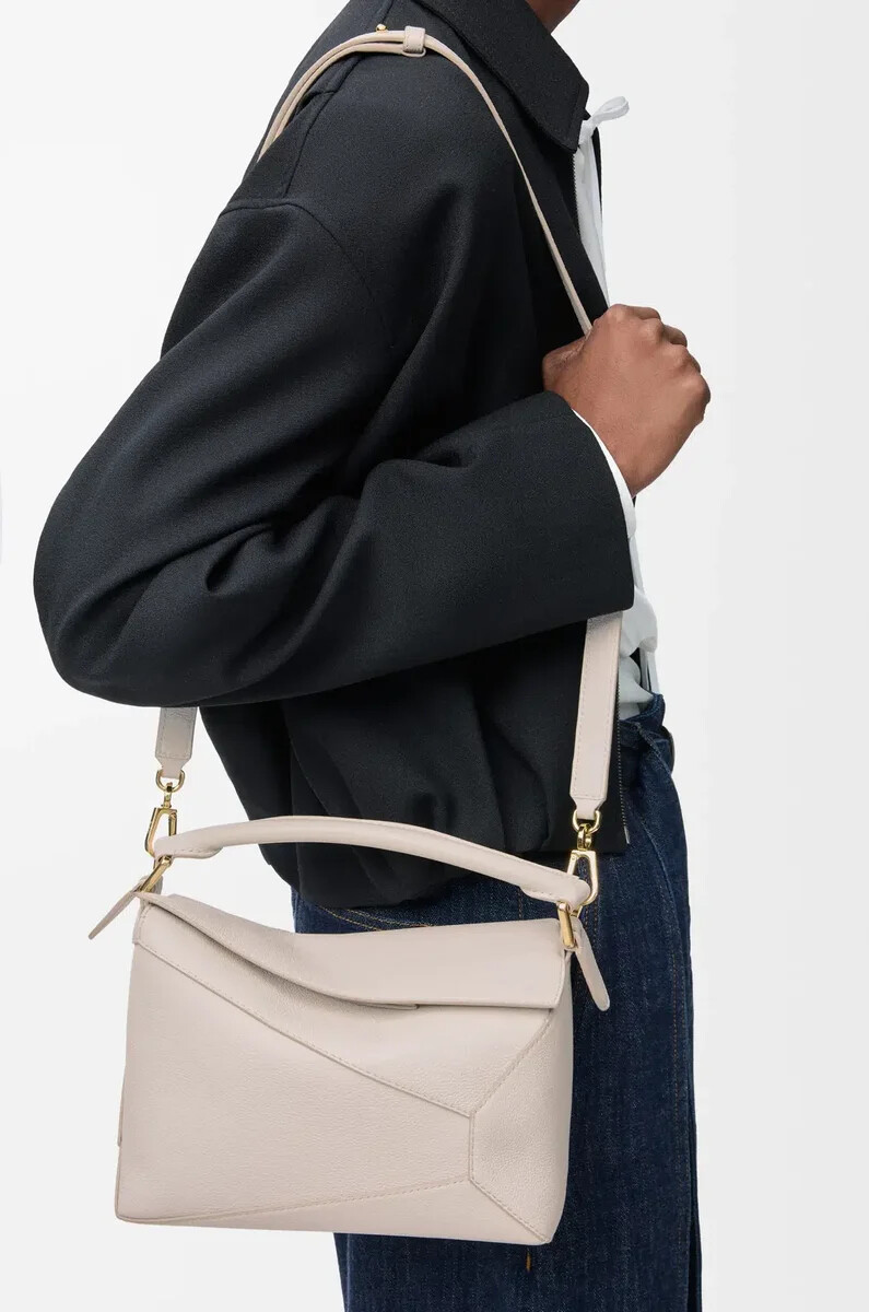 small puzzle edge bag in soft grained calfskin light ghost