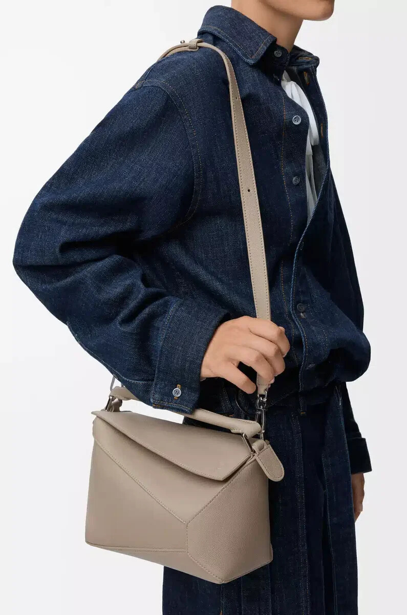 small puzzle edge bag in soft grained calfskin clay