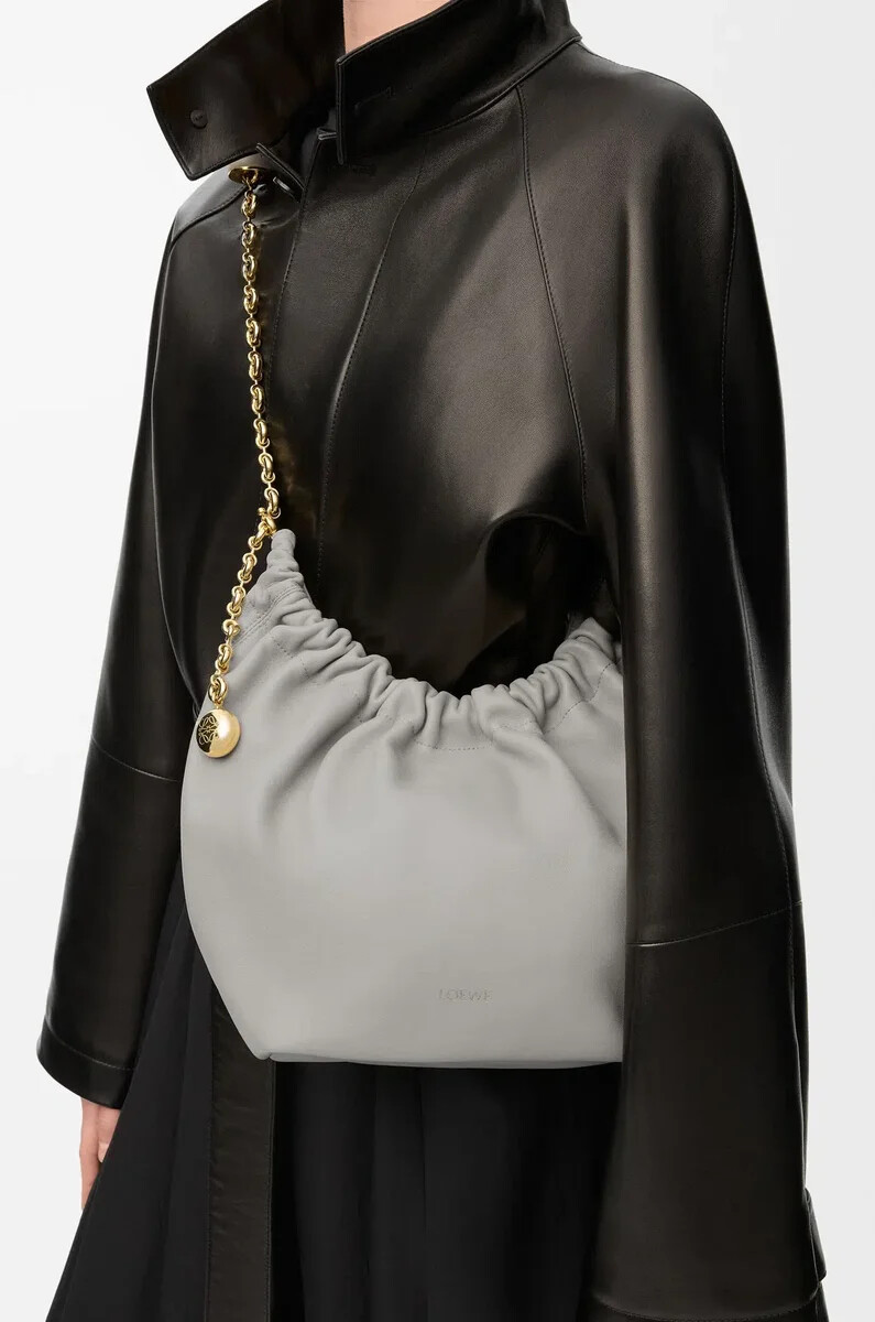small squeeze bag in mellow nappa lambskin shell grey